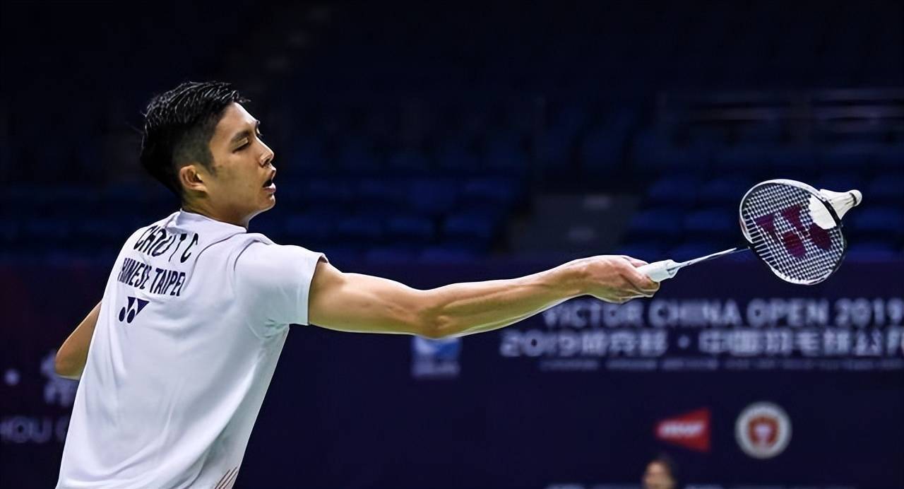 中扮演着至 中扮演着至